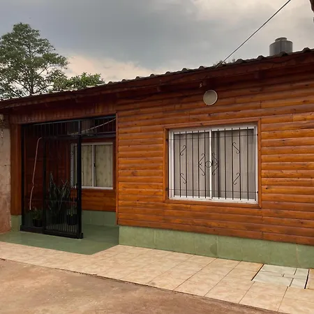 Alojamiento Facundo Puerto Iguazu Exterior photo